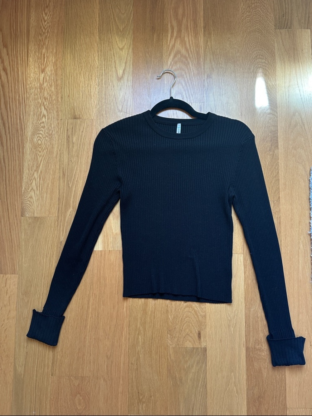 Lulu's Black Ribbed Long-Sleeve Crewneck Top
